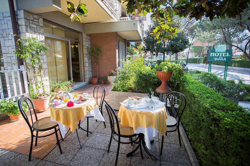 Hotel Vignola Asyż Zewnętrze zdjęcie