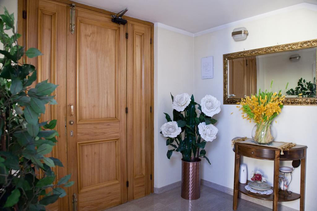 Hotel Vignola Asyż Zewnętrze zdjęcie